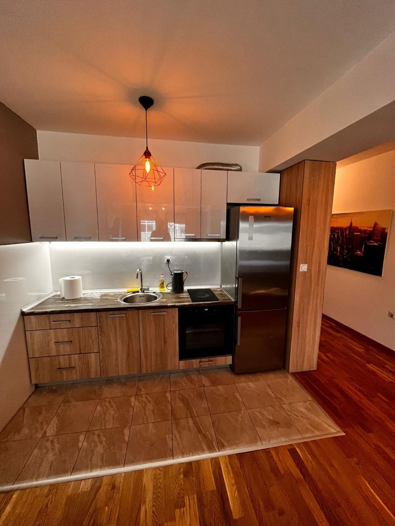 Vortex Studio Skopje Ngoại thất bức ảnh